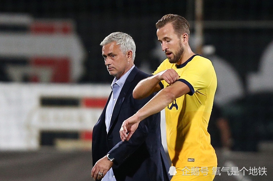 爱游戏入口-山东泰山迎全明星赛关键赛，今晚迎来里程碑，引发热议，更衣室氛围转暖(泰山队热身赛)